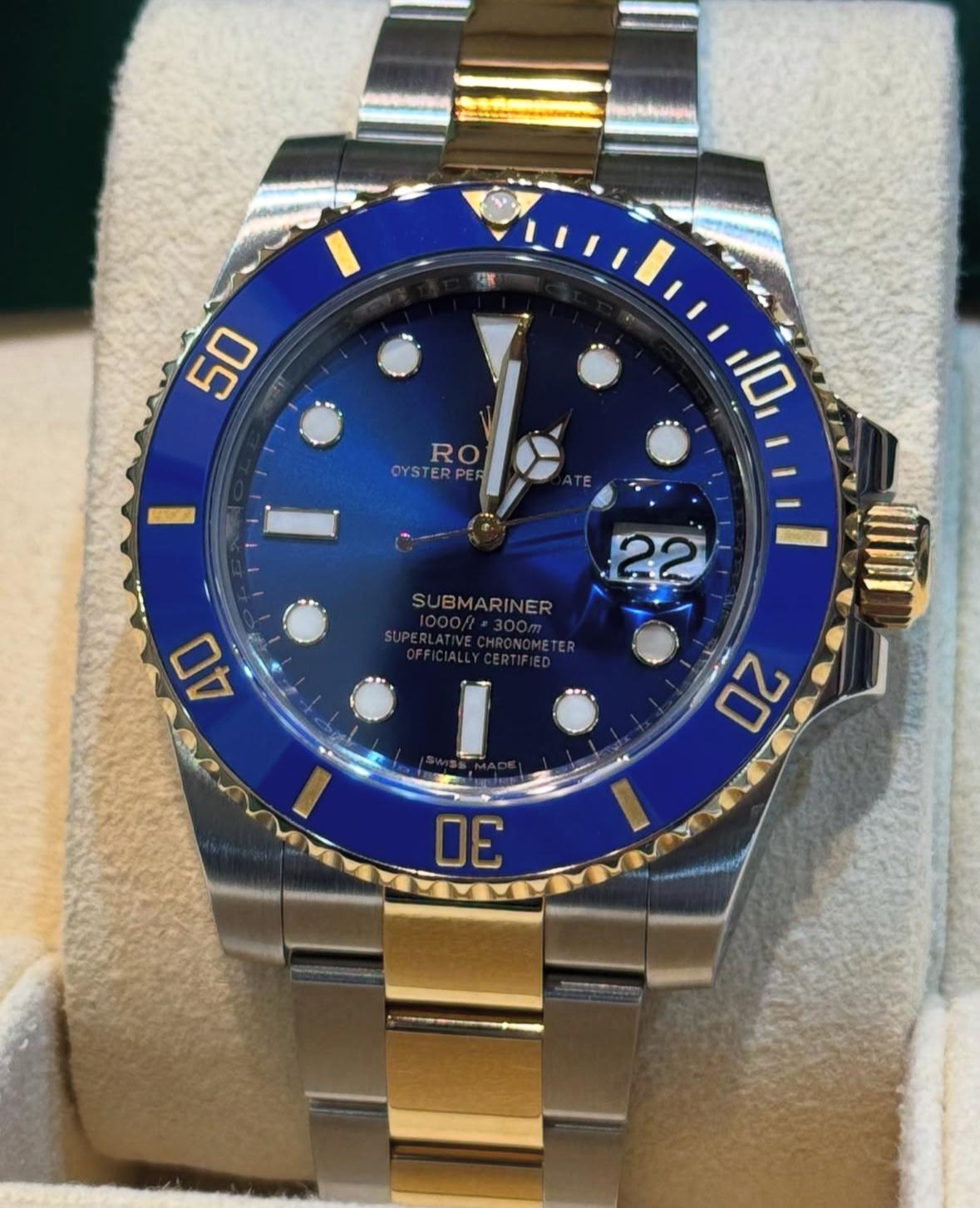 Rolex Submariner Date Oystersteel and yellow gold