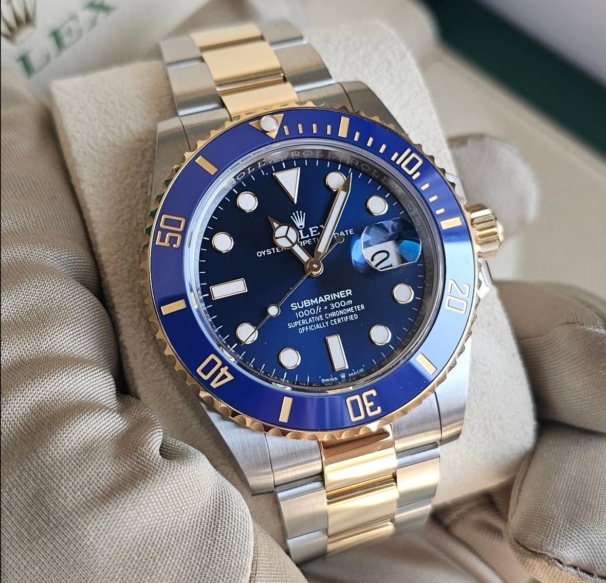 Rolex Submariner Date Oystersteel and yellow gold