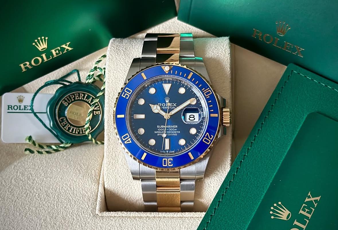 Rolex Submariner Date Oystersteel and yellow gold